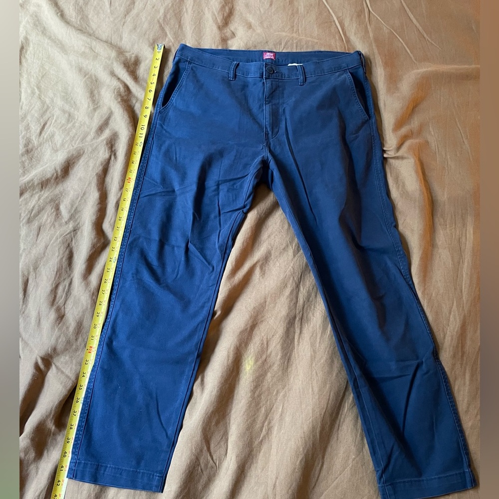 Levi's Men's Navy Chinos